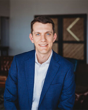 Stephen Swiatek headshot